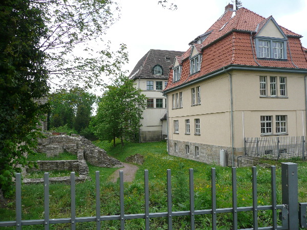 image90